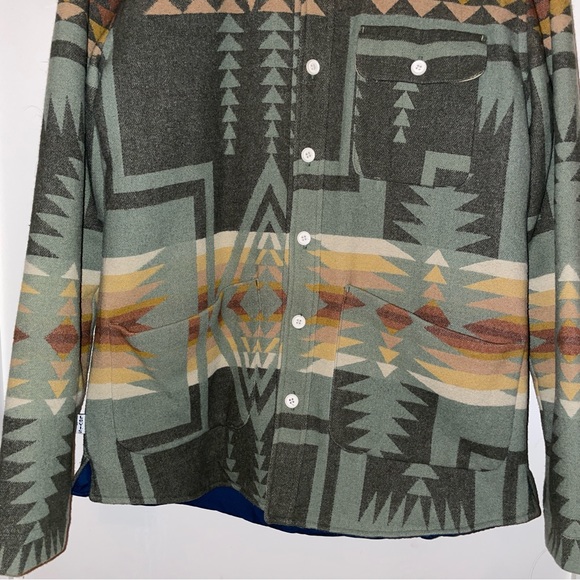 Levi’s California Collection Wool Shirt Jacket - Picture 4 of 10